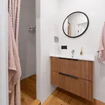 Apartman Freeman-1 триповерховий будинок для 12 гостей