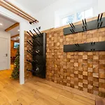 Freeman-1 триповерховий будинок для 12 гостей Apartman *