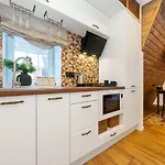 Freeman-1 триповерховий будинок для 12 гостей Apartman *