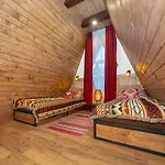 Freeman-1 триповерховий будинок для 12 гостей Apartman *