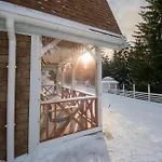 Freeman-1 триповерховий будинок для 12 гостей Bukovel
