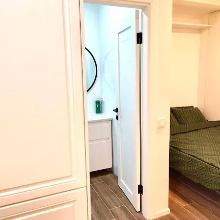 Freeman-1 триповерховий будинок для 12гостей *