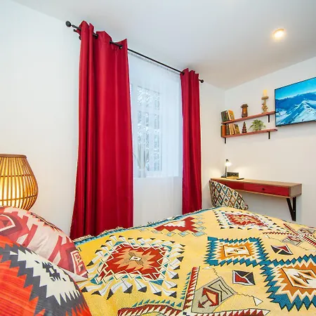 Apartment Freeman Cottage: Riverside Ground Floor With Private Terrace *