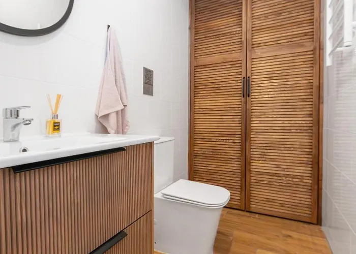 Freeman-1 триповерховий будинок для 12 гостей 公寓 *