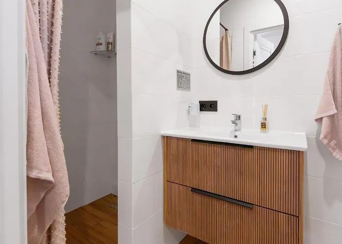 公寓 Freeman-1 триповерховий будинок для 12 гостей