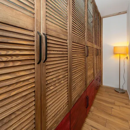 Freeman-1 триповерховий будинок для 12 гостей Appartement *